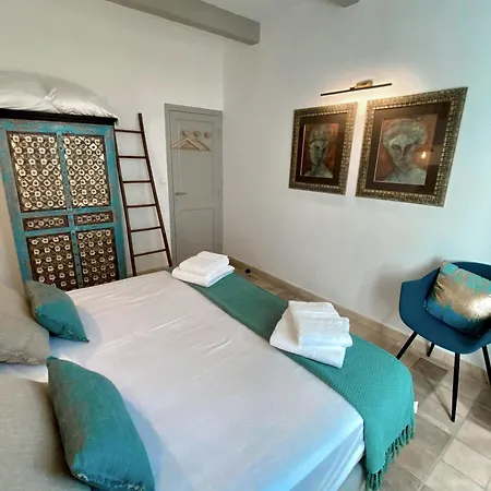 Mas De La Riale Lodge