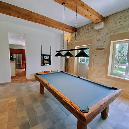 Mas De La Riale Lodge Gajan (Gard)
