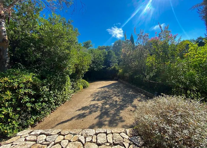 Mas De La Riale * Gajan (Gard)